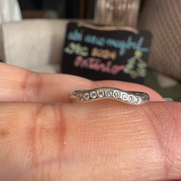 Tiffany&Co Platinum Curved Wedding Band *PRICE Is FIRM* - Picture 3 of 17